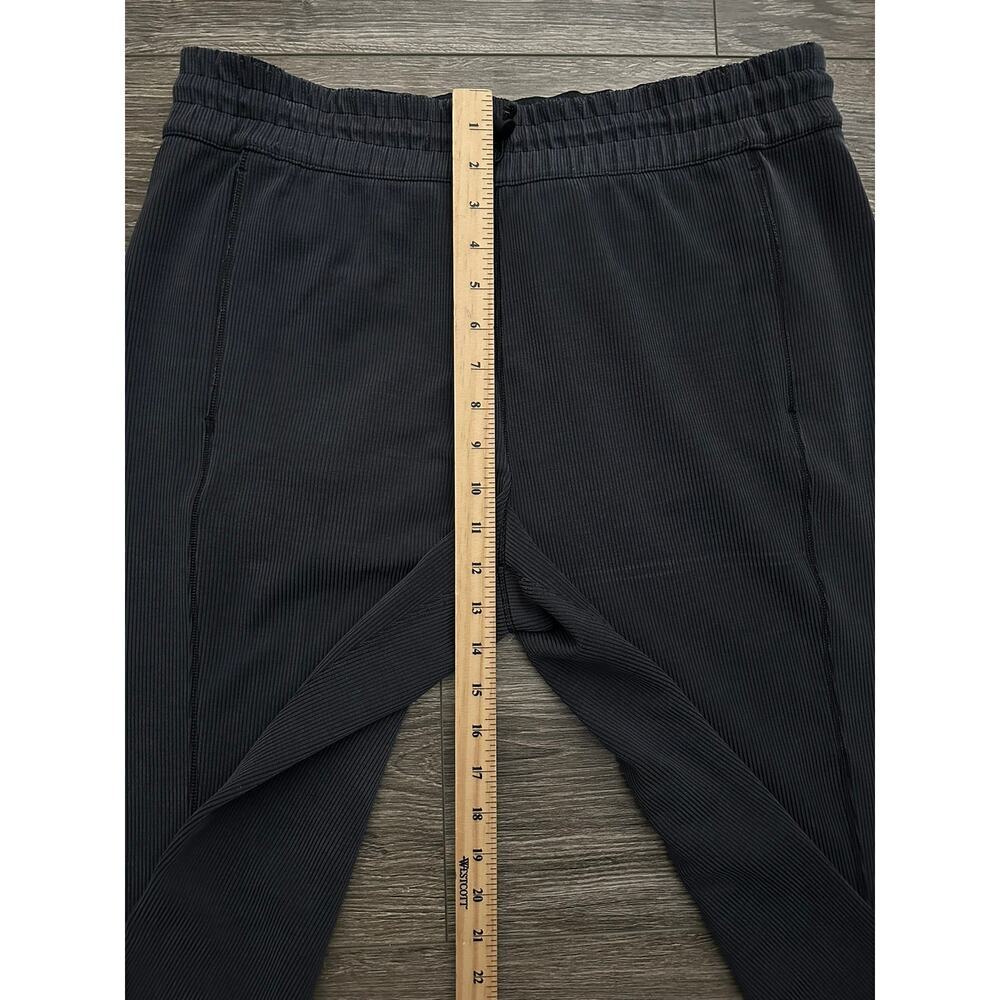 Lululemon Ribbed Softstreme Mid-Rise Wide-Leg Cropped Pant 25" Graphite Grey 14 - Picture 3 of 8